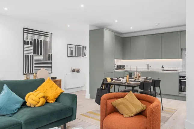 Southern Housing New Homes - The Volary