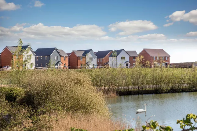 Barratt Homes - Martello Lakes