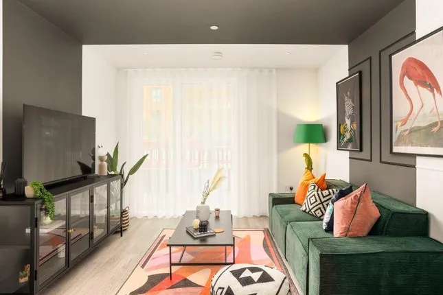 Southern Housing New Homes - West Acre Square