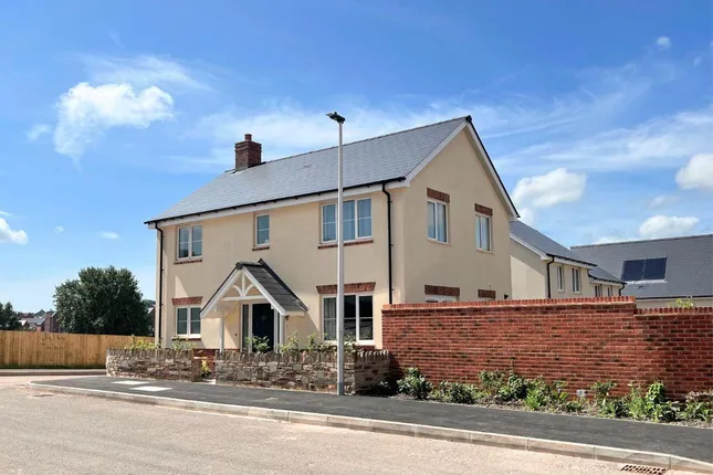 Linden Homes - Knowle Gardens at Matford Brook