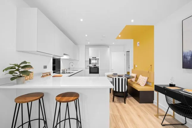 Southern Housing New Homes - Corner Place SO