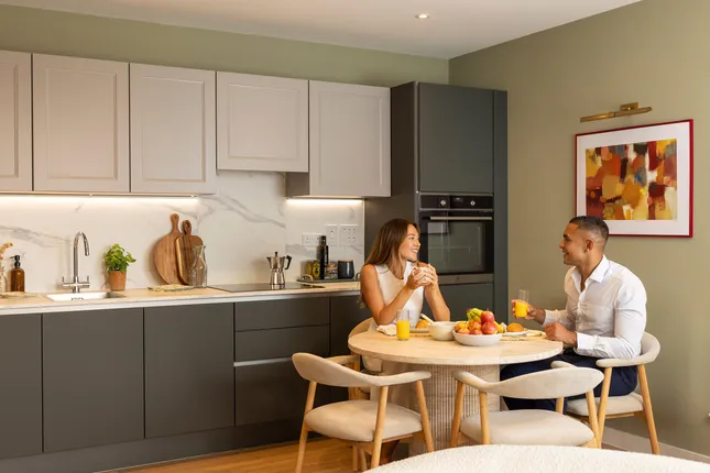 Barratt London - Hendon Waterside