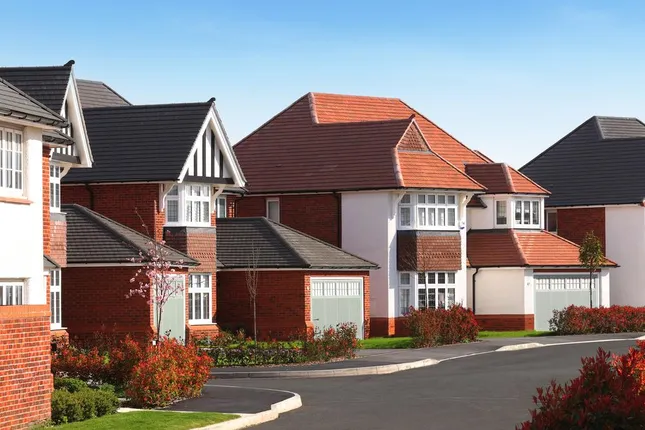 Redrow - Roman Green at Kings Moat Garden Village