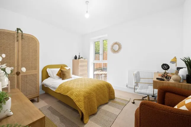 Southern Housing New Homes - The Volary