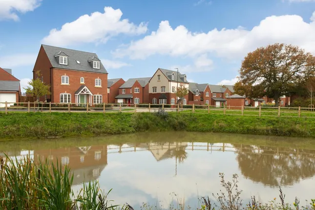 Bellway - Hatton Court