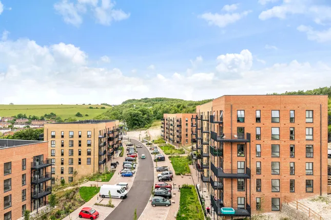 Hyde New Homes - Bluebell Heights