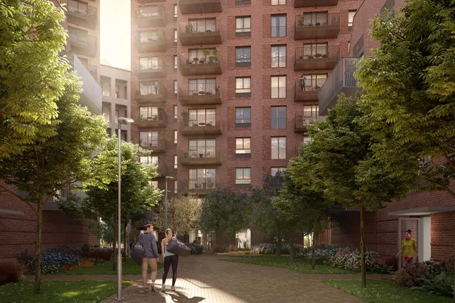 Barratt London - Royal Gateway