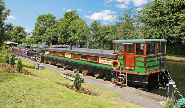 7 houseboats for life on the water - Zoopla