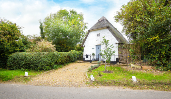 Six Tiny Houses For Sale On Zoopla Zoopla