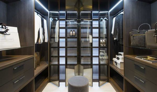 7 Walk In Wardrobes Fit For London Fashion Week Zoopla