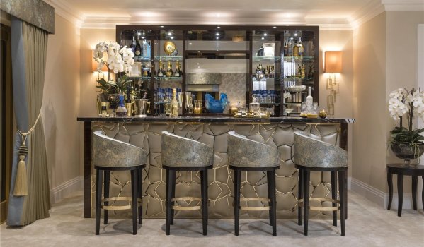 Party On 7 Homes With Bars To Entertain Zoopla