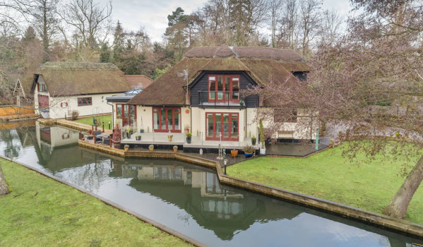 Revealed Top 10 Unusual Homes For Sale On Zoopla Zoopla