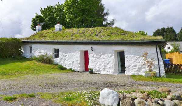 Six Tiny Houses For Sale On Zoopla Zoopla