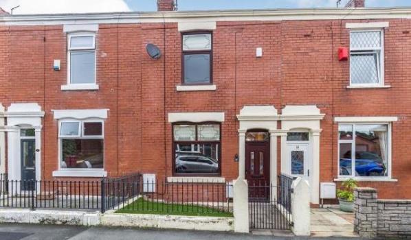 Pros And Cons Of A Blackburn Terraced House - Zoopla