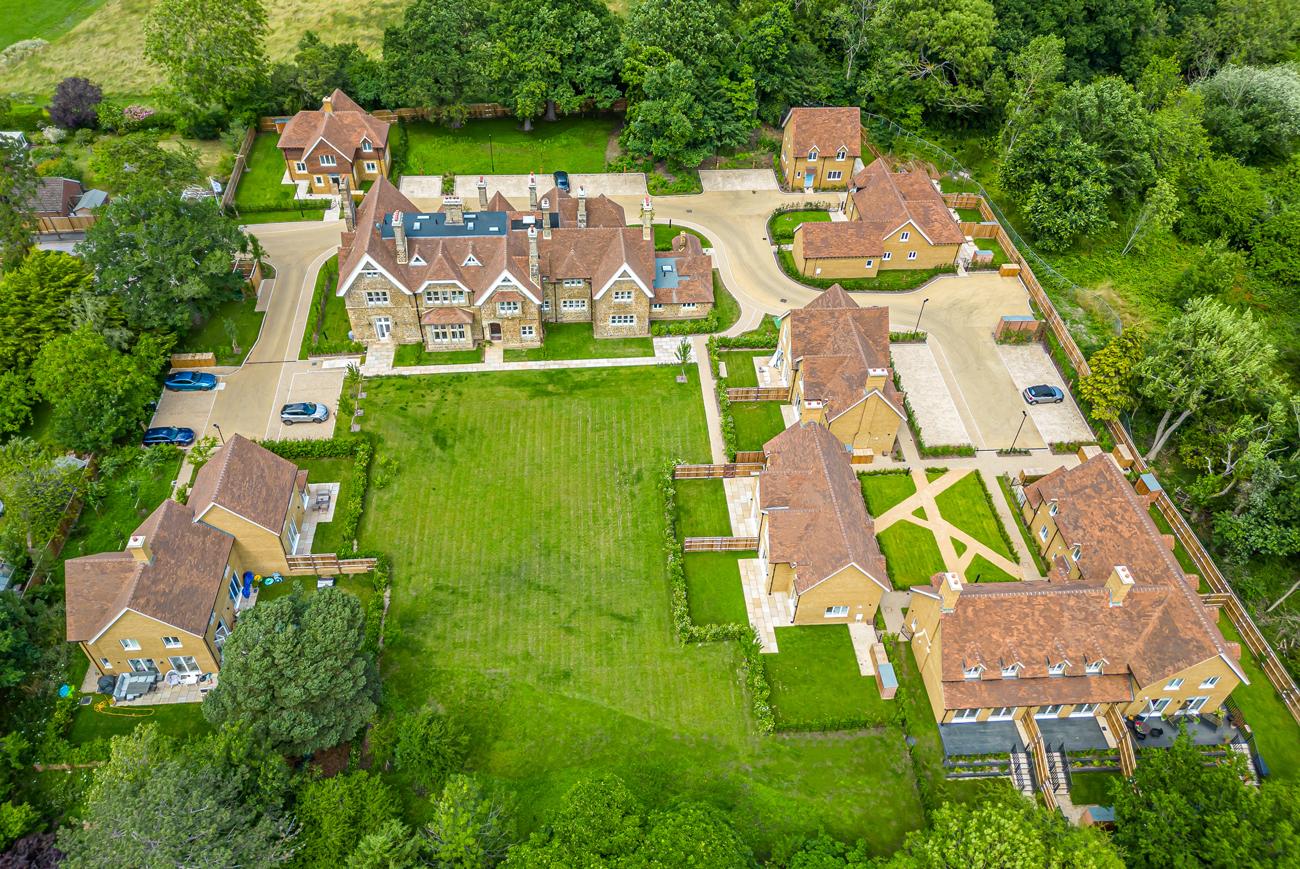 Oakley Gardens development 1 of 10
